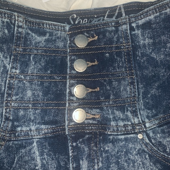 Denim Shorts - NWT - Picture 5 of 5